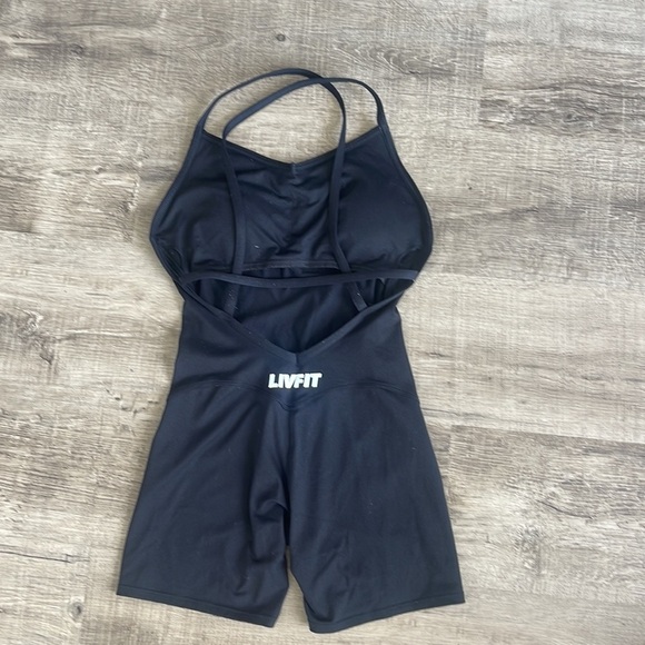 Livfit open back romper - Picture 4 of 5